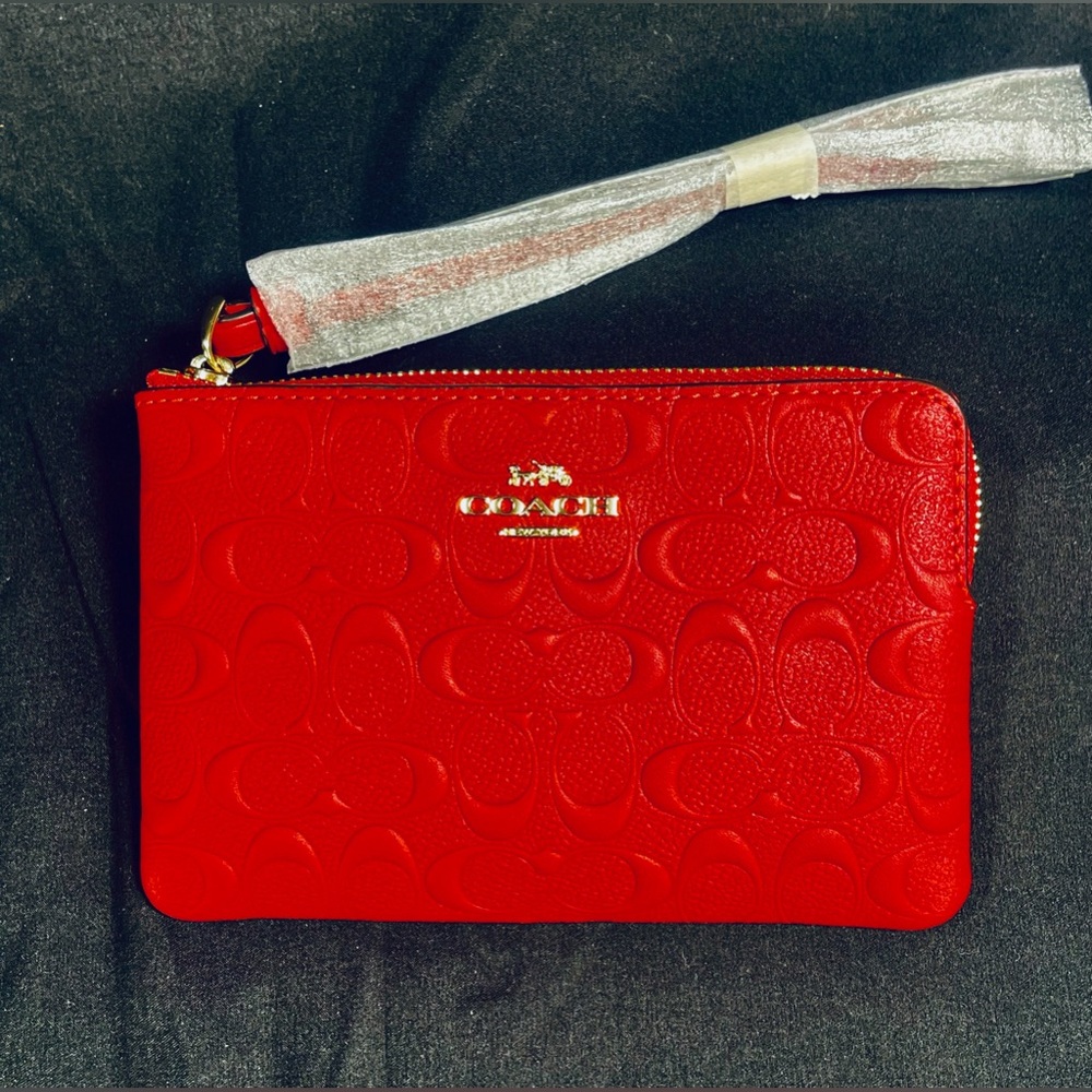 COACH Women's Corner Zip Wristlet Red